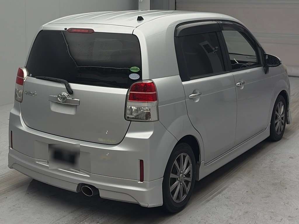 TOYOTA SPADE