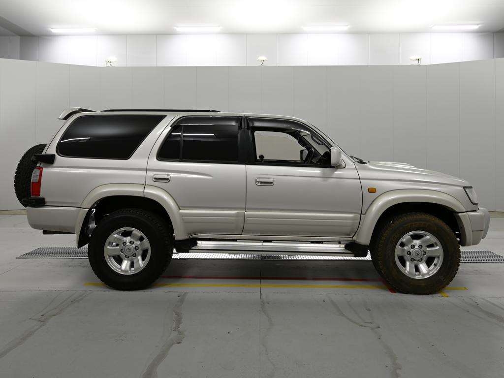 TOYOTA HILUX SURF