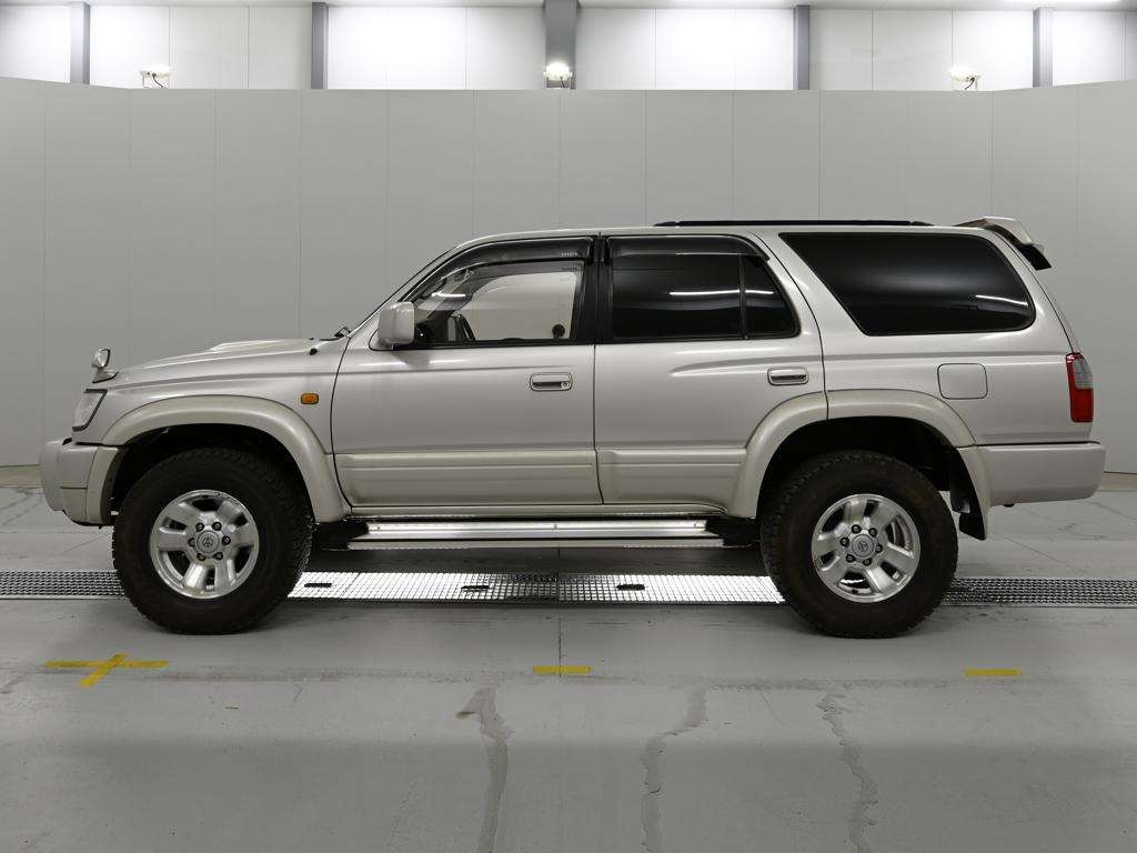 TOYOTA HILUX SURF