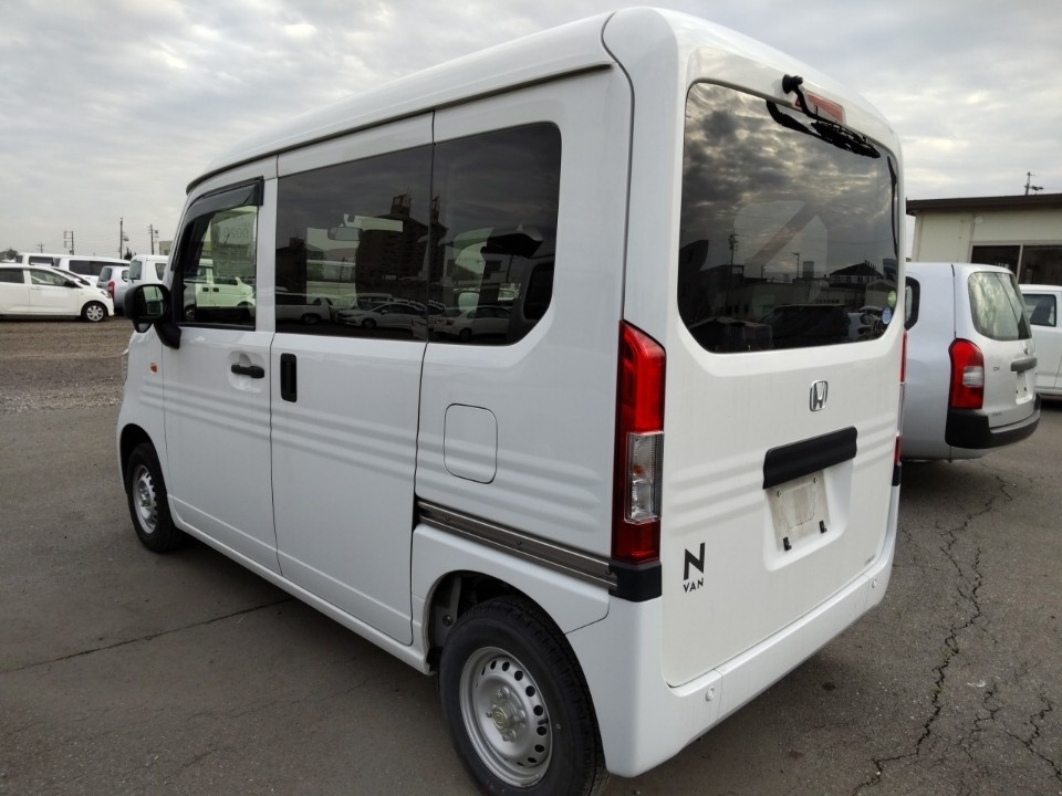 HONDA N-VAN