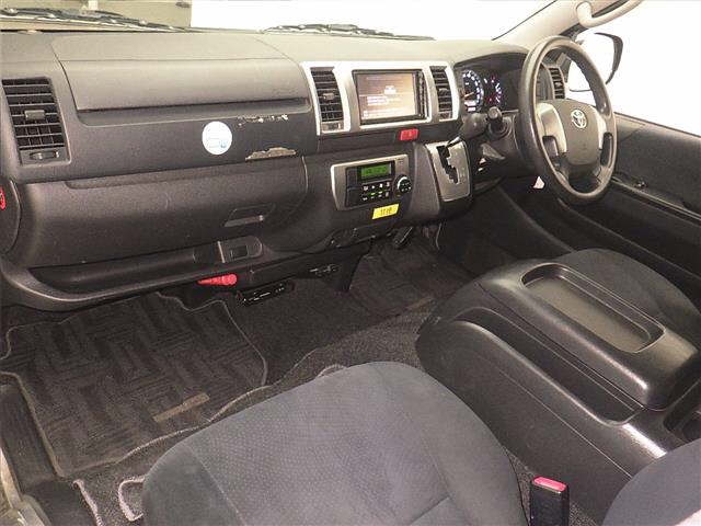 TOYOTA REGIUS ACE