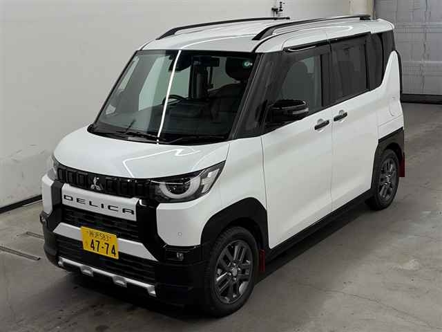 MITSUBISHI DELICA MINI
