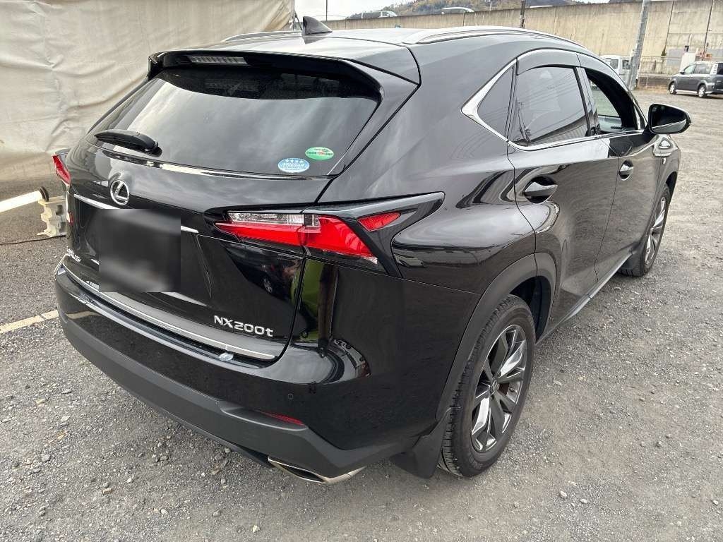LEXUS NX200T