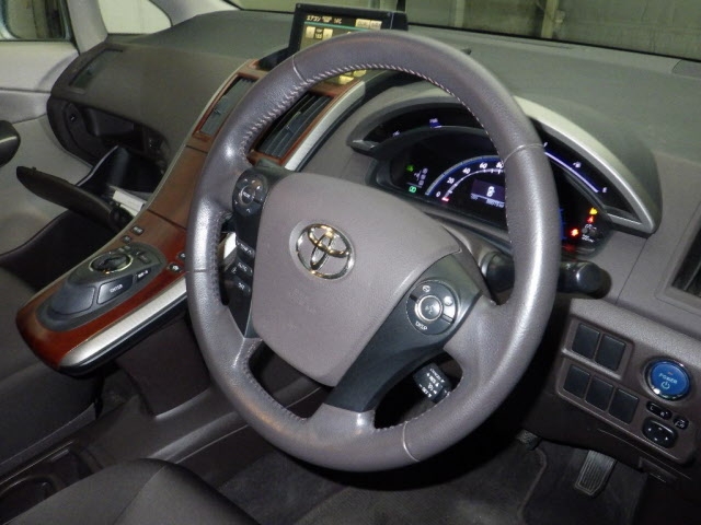 TOYOTA SAI