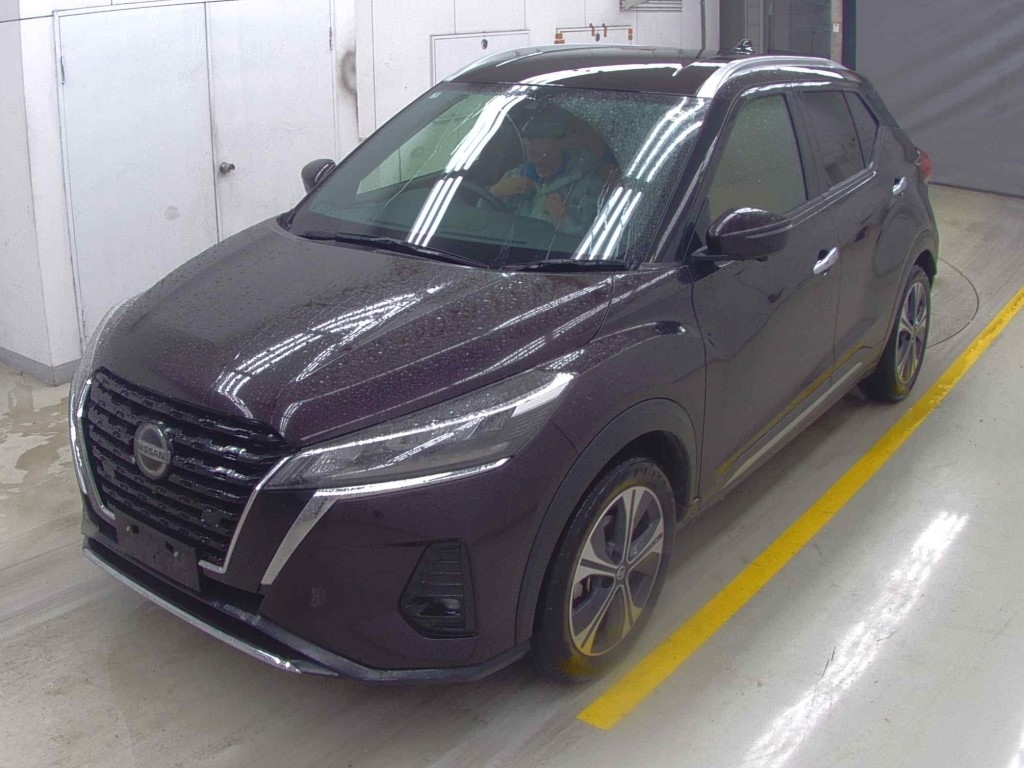 NISSAN KICKS