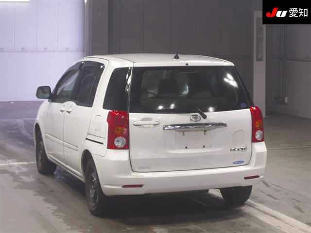 TOYOTA RAUM