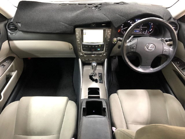 LEXUS IS250