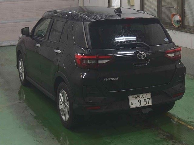TOYOTA RAIZE