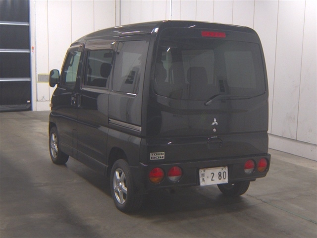 MITSUBISHI TOWN BOX