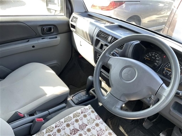 MITSUBISHI TOWN BOX