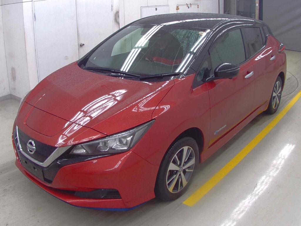 NISSAN LEAF