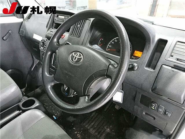 TOYOTA LITE ACE