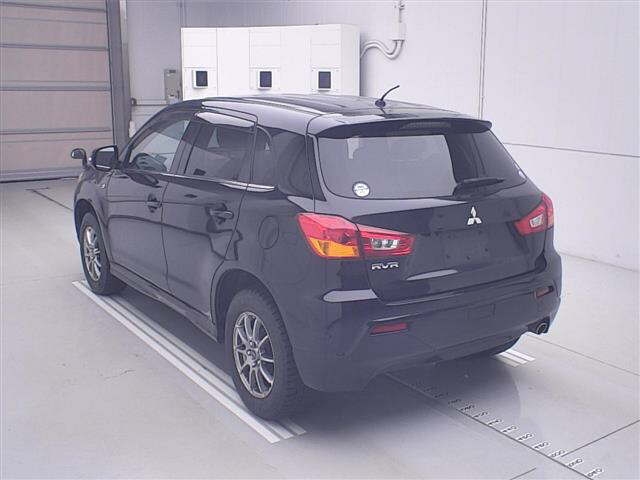 MITSUBISHI RVR