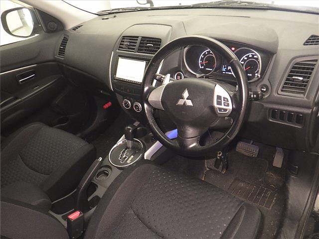 MITSUBISHI RVR