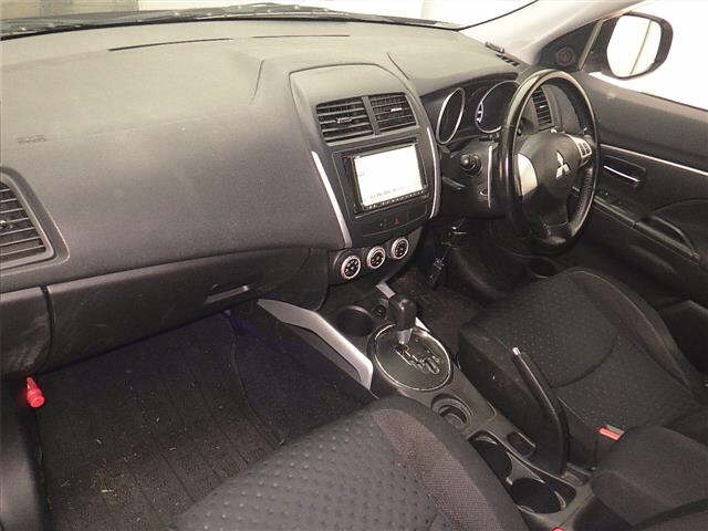 MITSUBISHI RVR