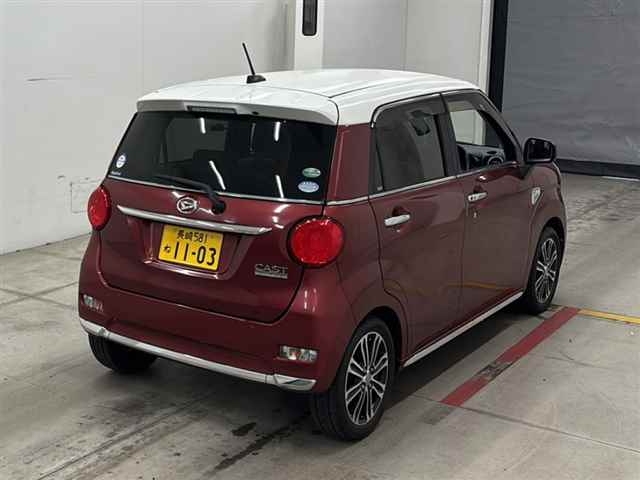DAIHATSU CAST