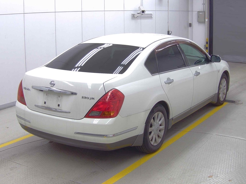 NISSAN TEANA