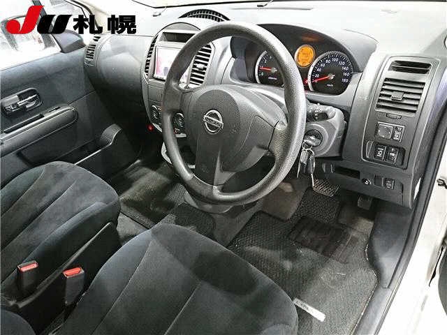 NISSAN LAFESTA