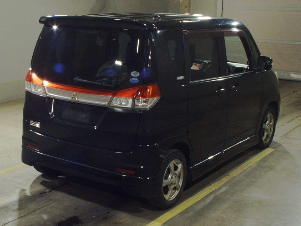 MITSUBISHI DELICA D:2