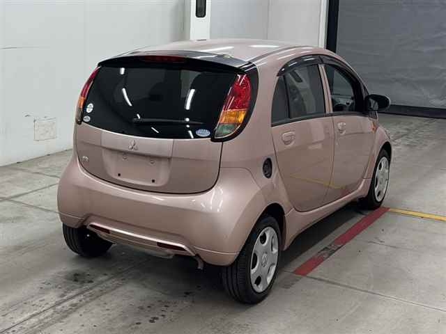 MITSUBISHI I