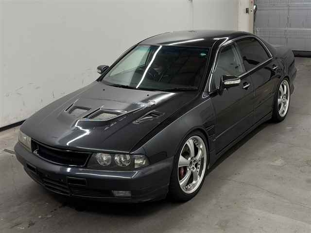 MITSUBISHI DIAMANTE