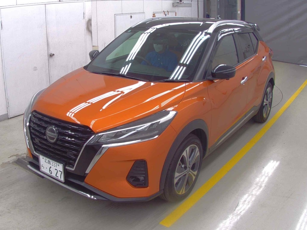 NISSAN KICKS