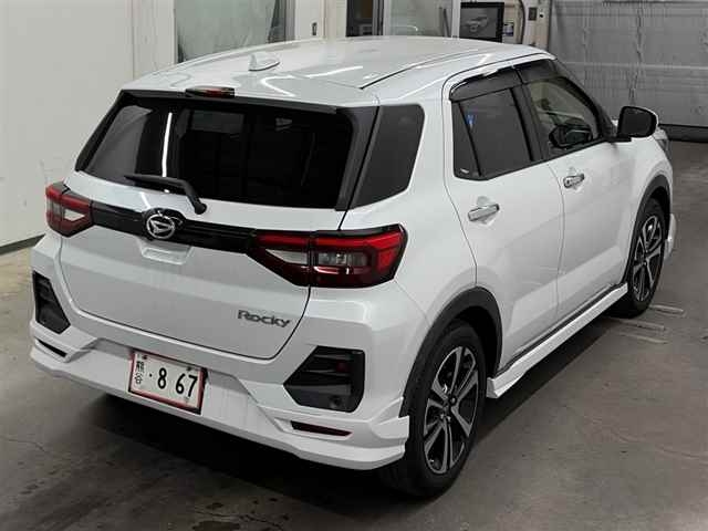 DAIHATSU ROCKY
