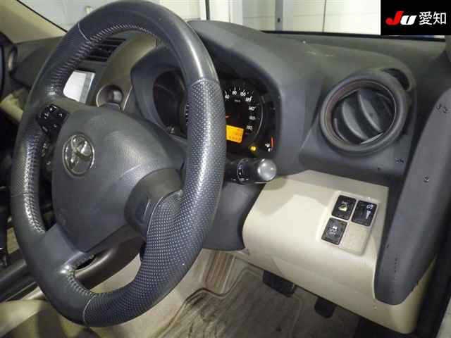 TOYOTA VANGUARD