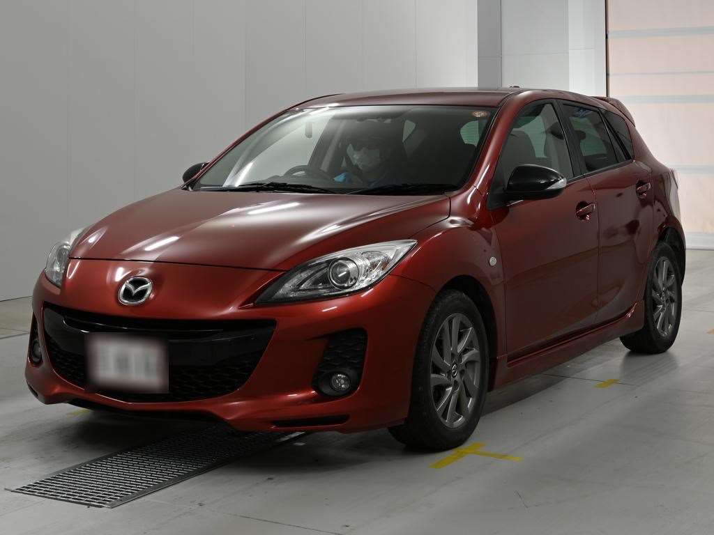 MAZDA AXELA