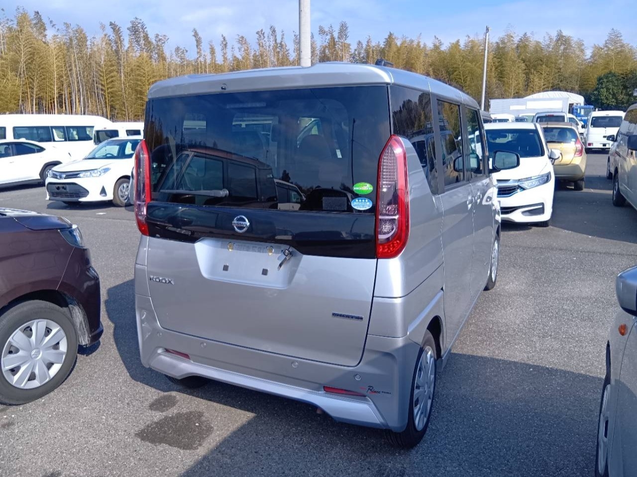 NISSAN ROOX