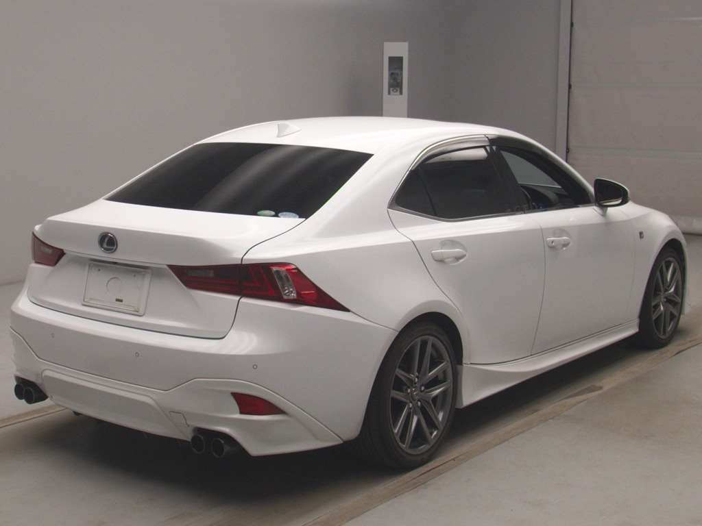 LEXUS IS300H