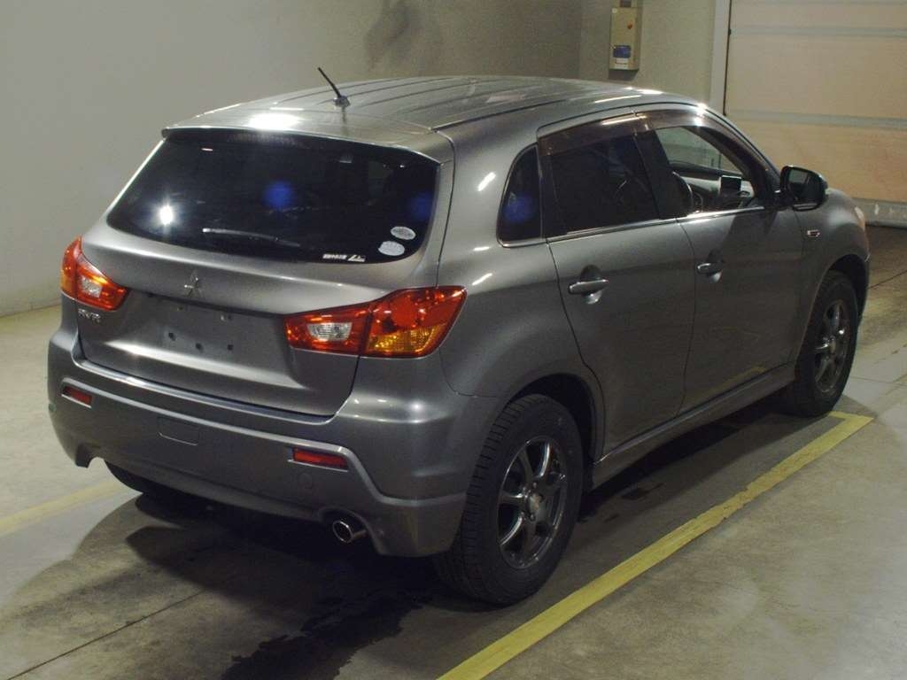 MITSUBISHI RVR