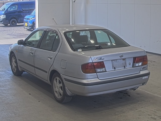 NISSAN PRIMERA CAMINO