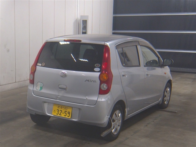 DAIHATSU MIRA