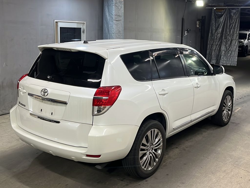 TOYOTA VANGUARD