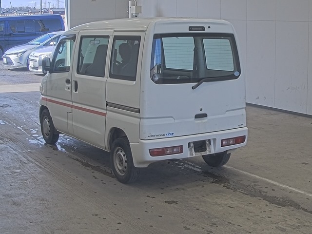 MITSUBISHI MINICAB