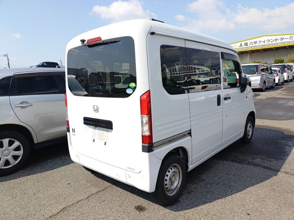 HONDA N-VAN