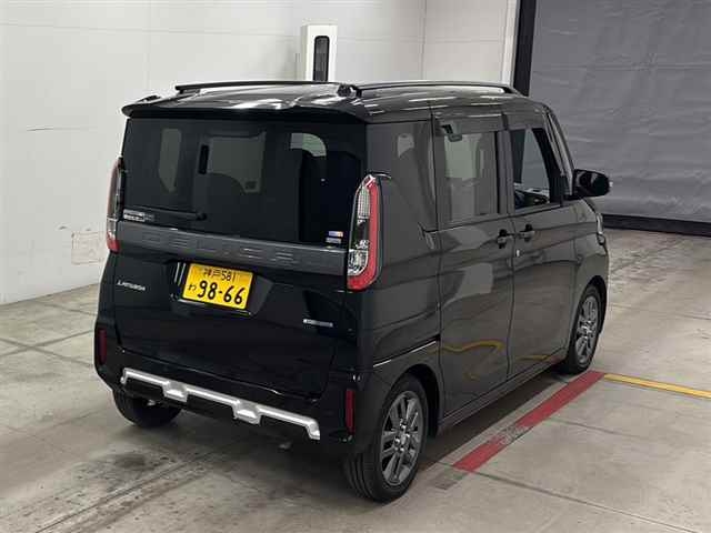 MITSUBISHI DELICA MINI