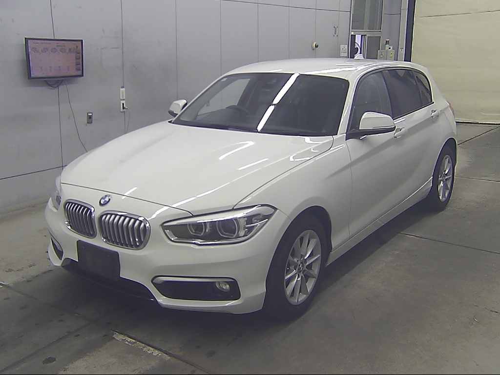 BMW 1-SERIES