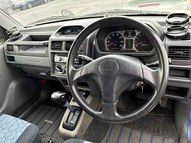 MITSUBISHI PAJERO MINI