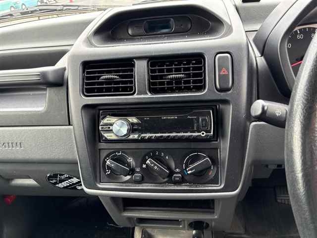 MITSUBISHI PAJERO MINI