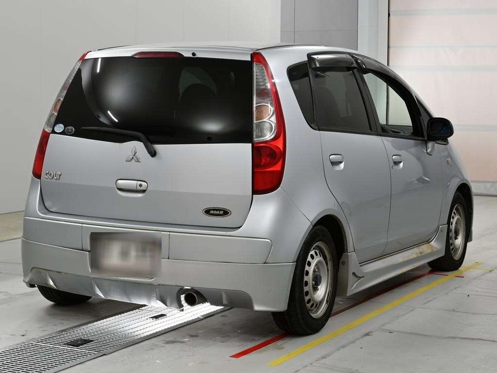 MITSUBISHI COLT