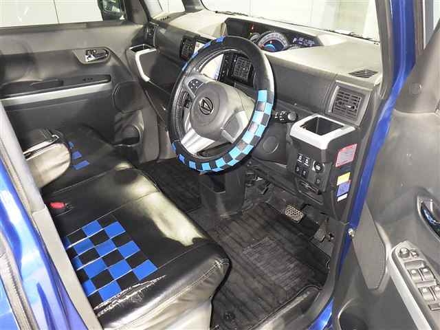 DAIHATSU WAKE