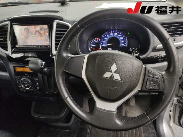 MITSUBISHI DELICA D:2