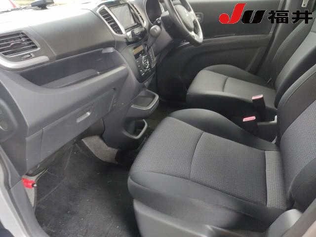 MITSUBISHI DELICA D:2