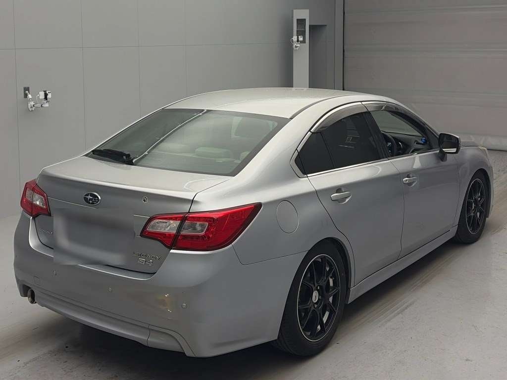 SUBARU LEGACY B4