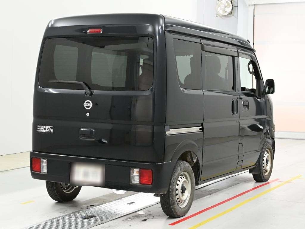 NISSAN NV100 CLIPPER