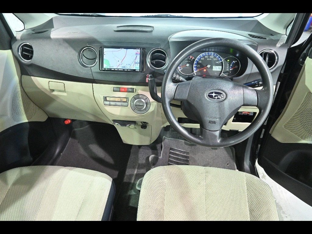 SUBARU LUCRA