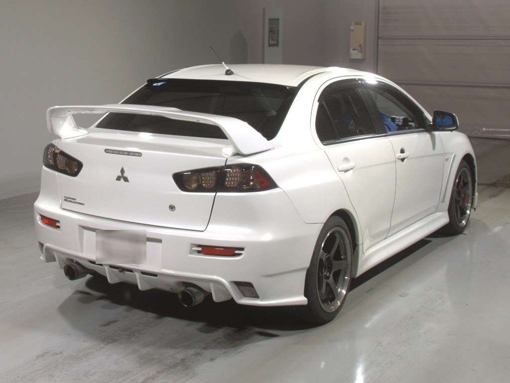 MITSUBISHI LANCER EVOLUTION