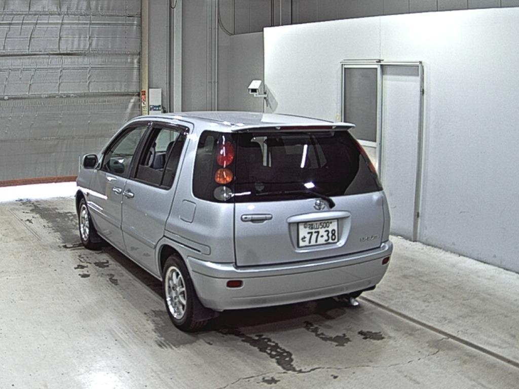 TOYOTA RAUM